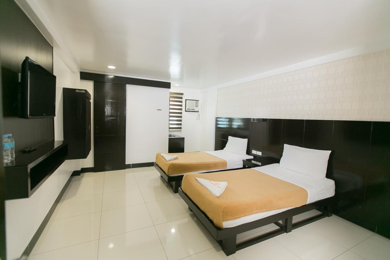 Sun Garden Hotel Tarlac 外观 照片