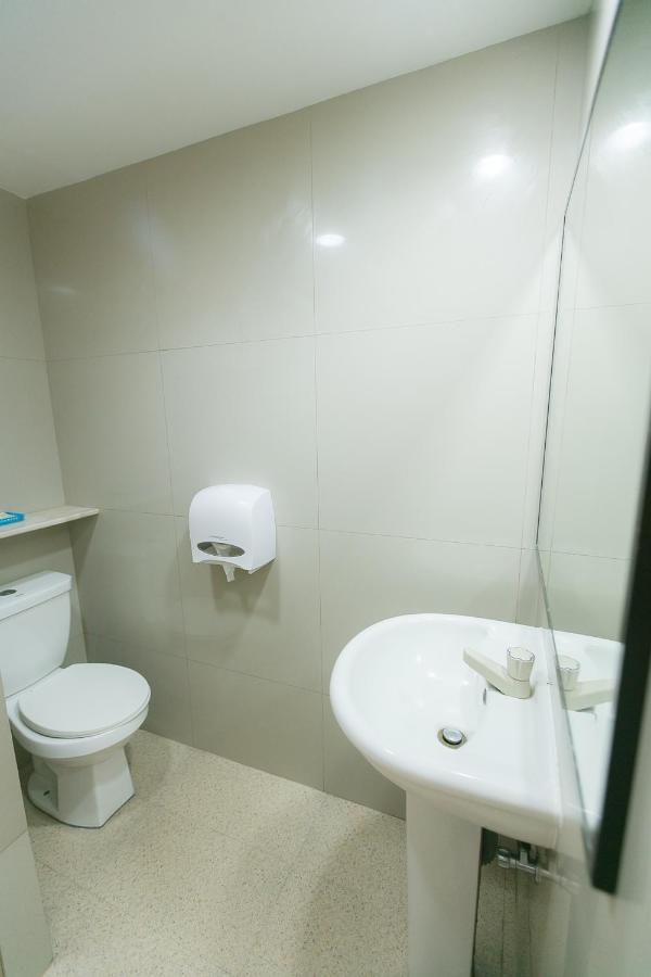 Sun Garden Hotel Tarlac 外观 照片